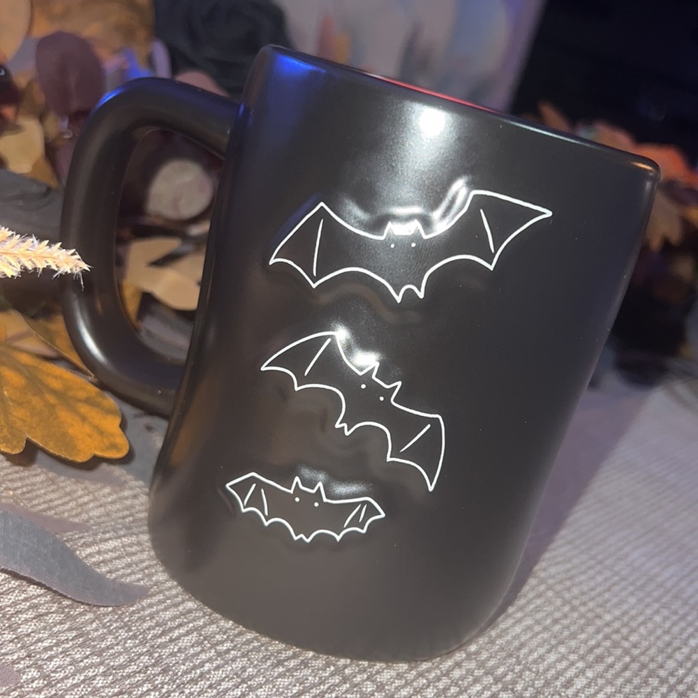 Vampire Juice Rae Dunn mug - Picture 6 of 8